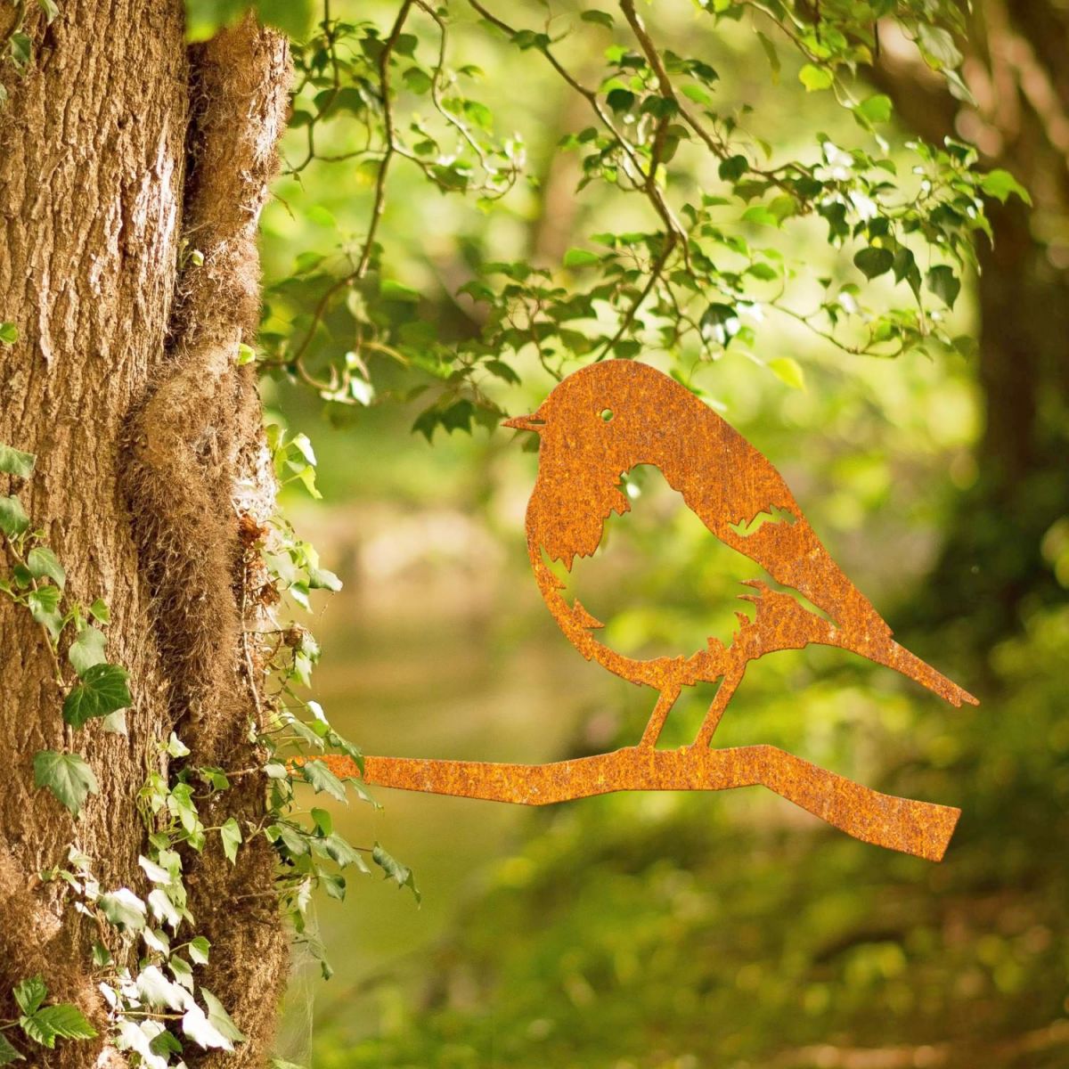 Rustic Tree Spike with Robin Motif