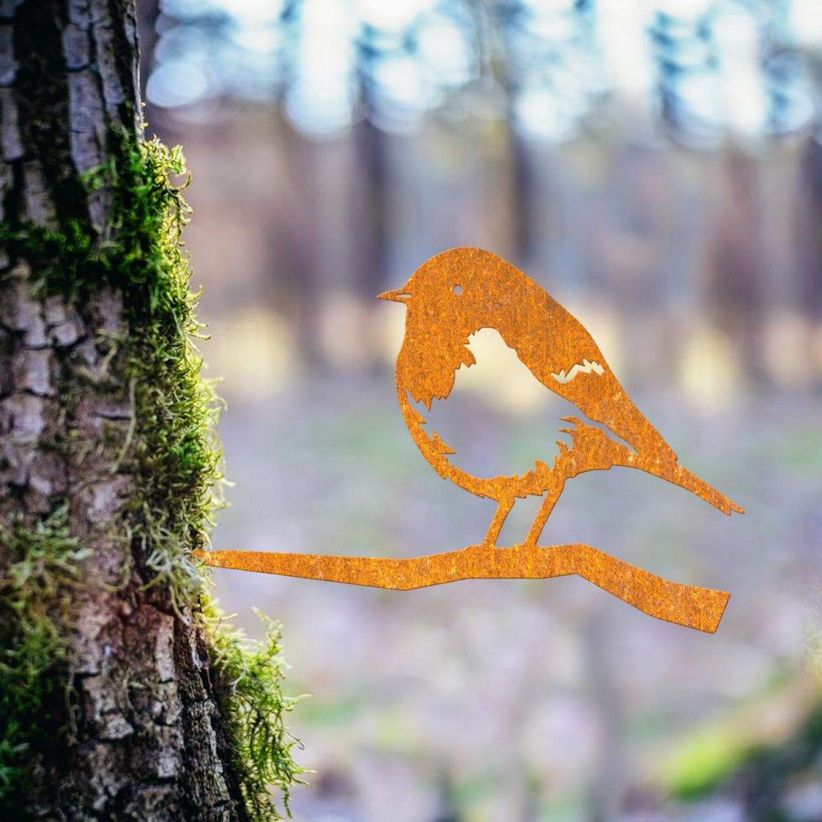 Rustic Robin Tree Spike in Situ