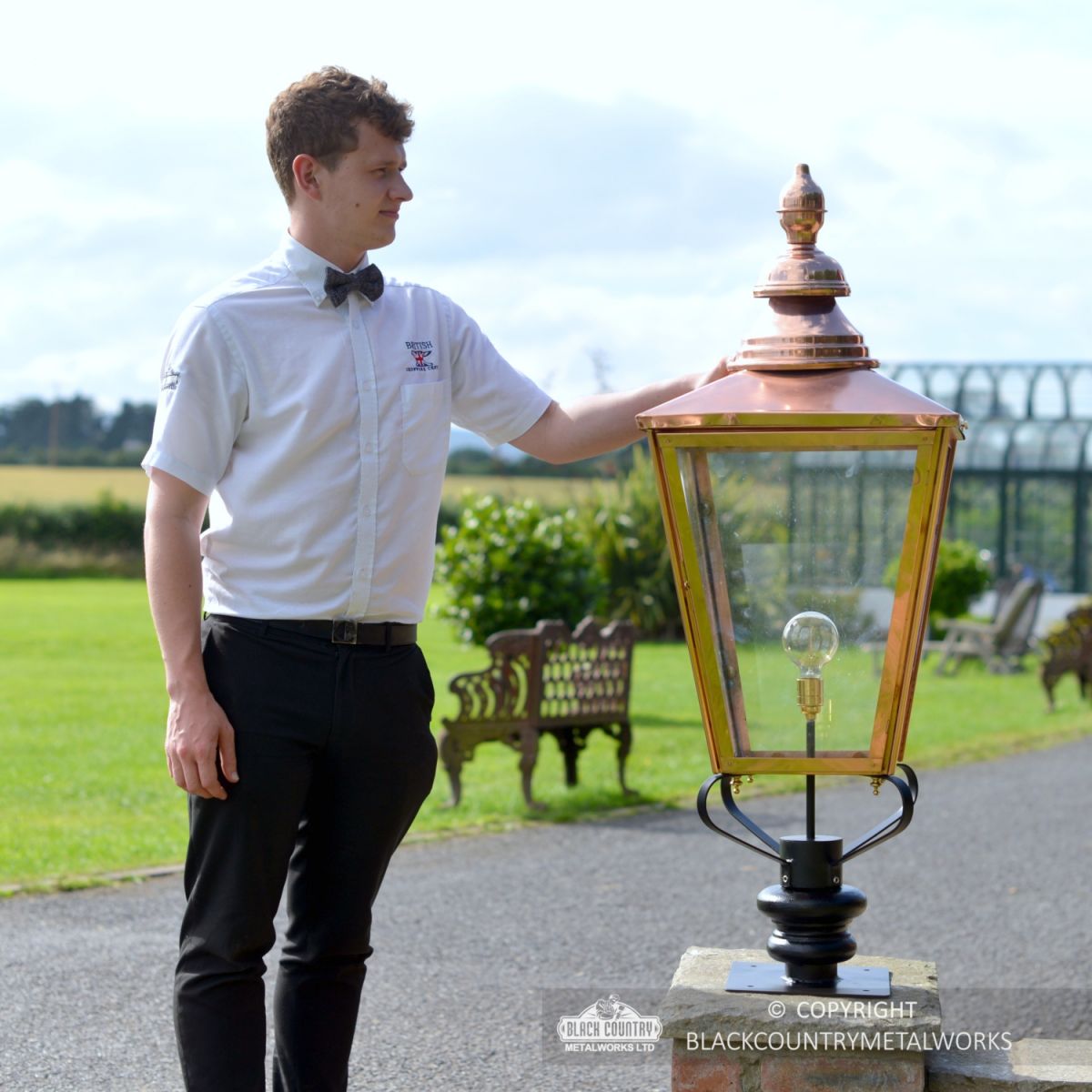 Copper Rochester Entrance Pillar Light to Scale