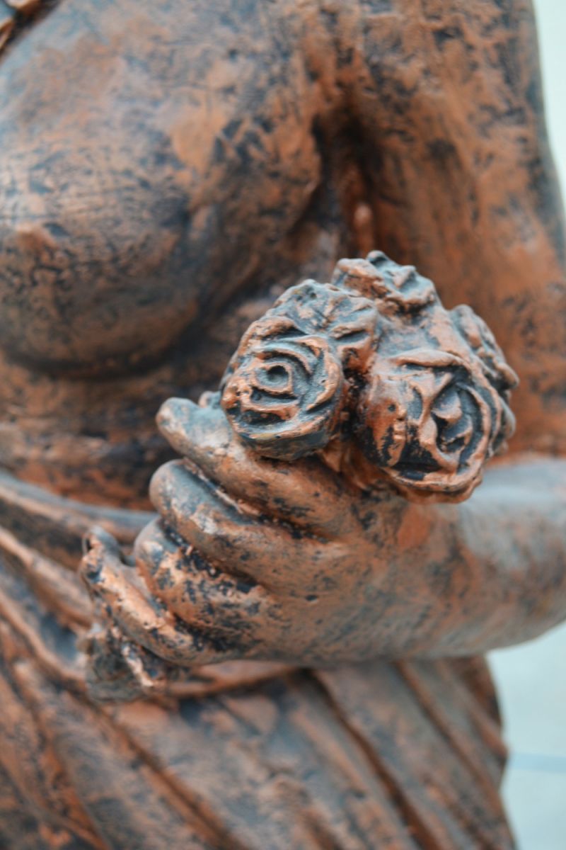 Royal Colonial Opulence Lady Lamp Post