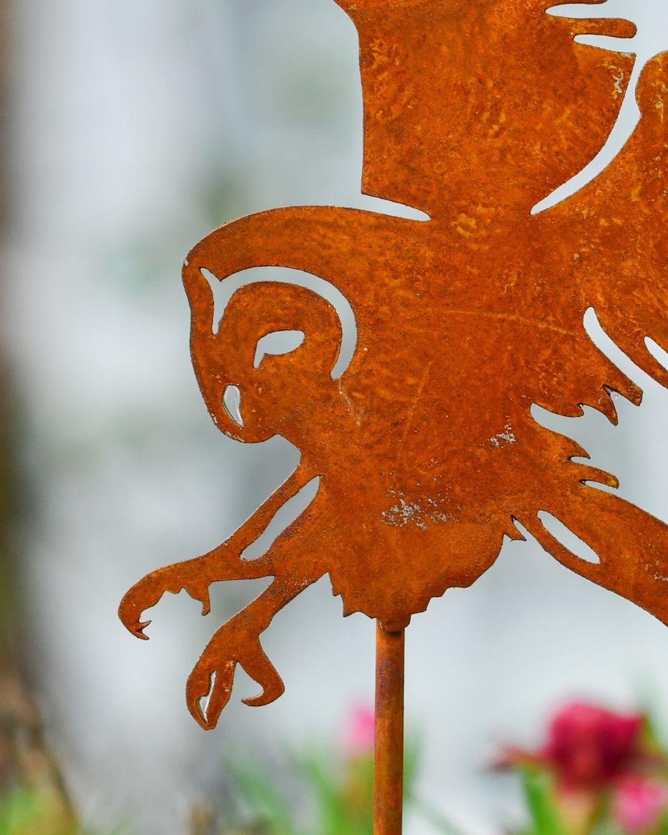 Rustic Barn Owl Artistic Plant Pot Spike - Set of Two close up of head