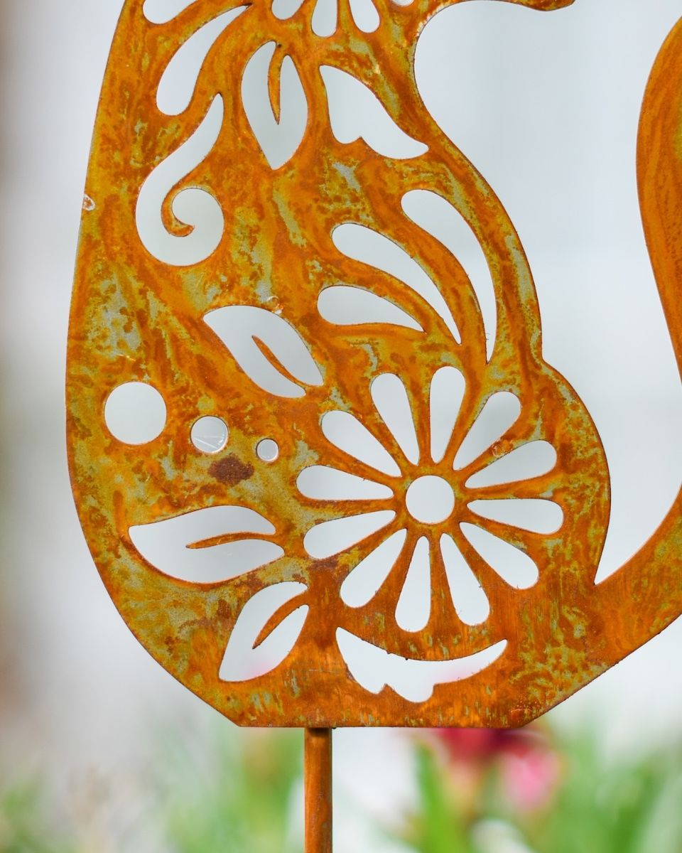 Rustic Botanical Cat Artistic Plant Pot Spike - Set of Two close up of body