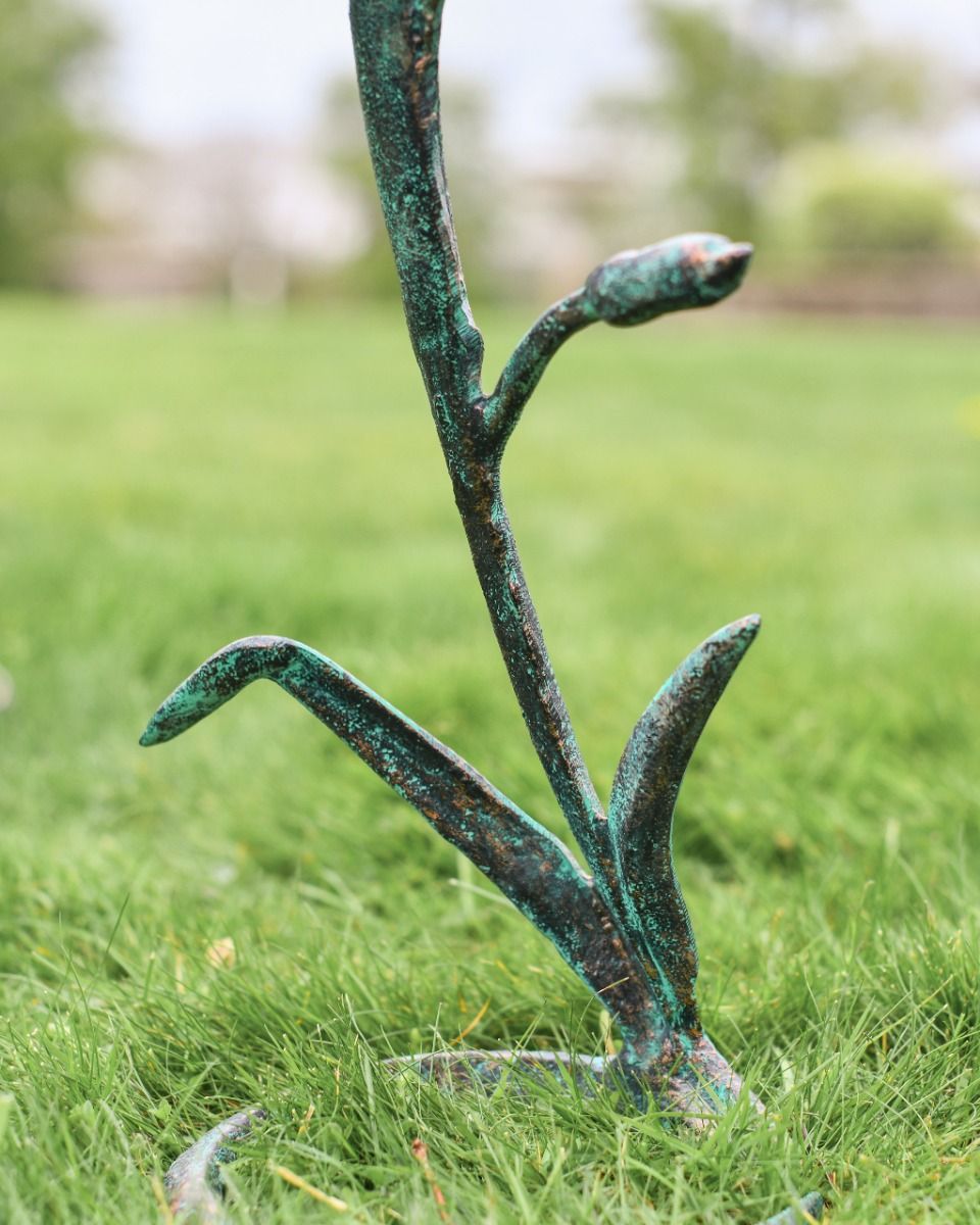 Rustic Cast Auminium "Hunting Kingfisher" in Verdigris Stem