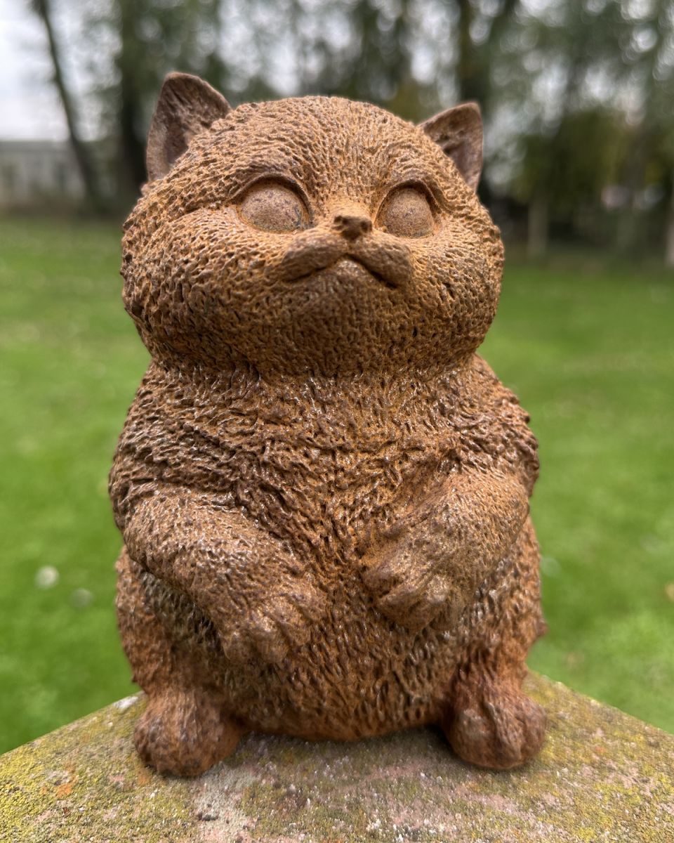 Rustic Cast Iron "Kehlani" the Kitten Sculpture Rustic Cast Iron "Kehlani" the Kitten Sculpture