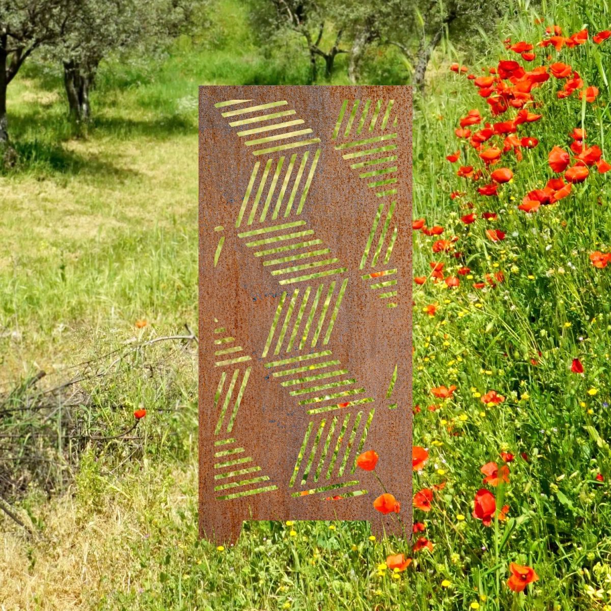 Rustic Geometric Cube Garden Screen