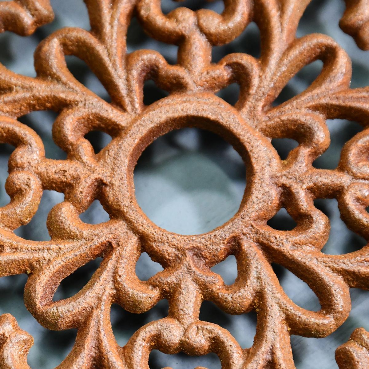 Ornate Design on the Rustic Heavy Duty Cast Iron Round Trivet