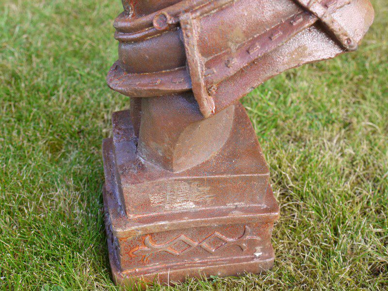 “Arytree” Rustic Horse Head Bust Sculpture 