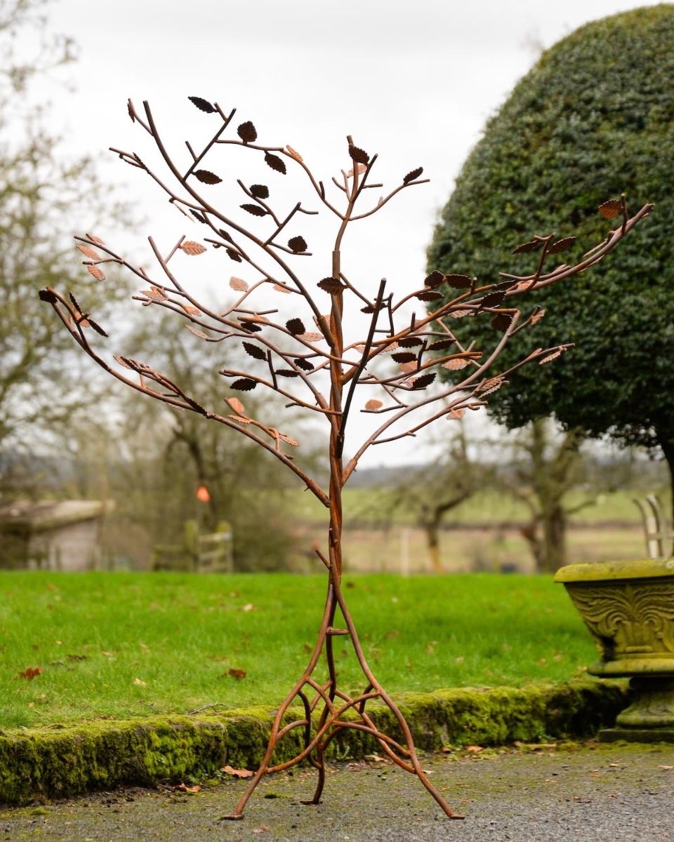 Rustic Metal Tree Sculpture Garden Ornament with Leaves - 130cm