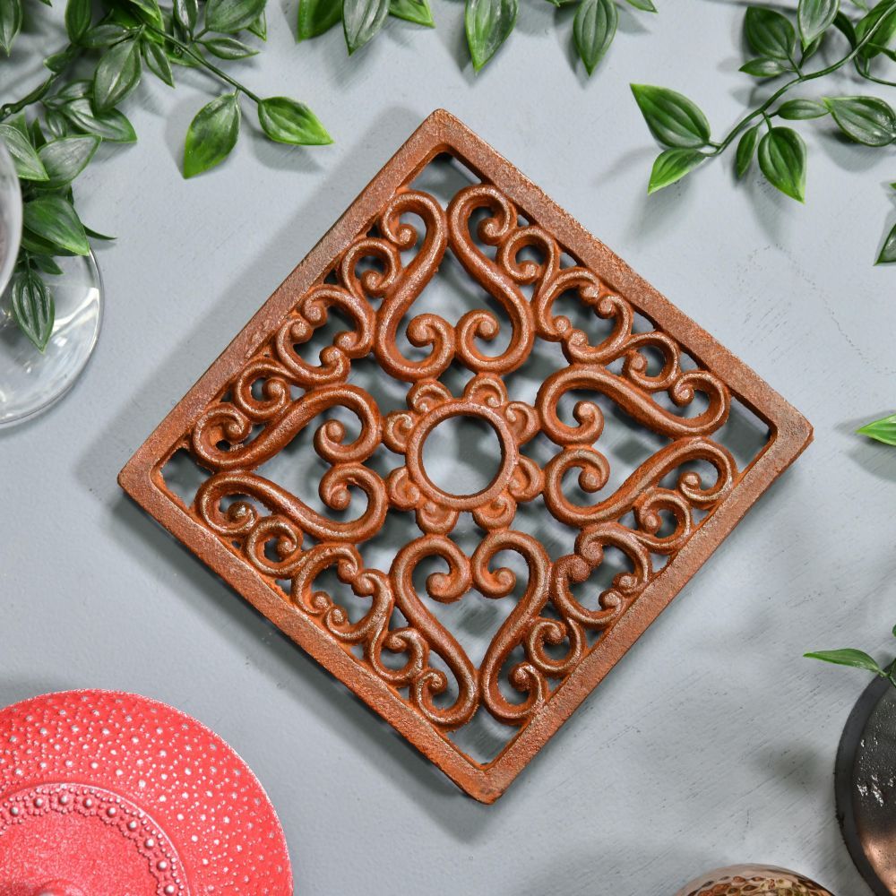 Trivet - Heavy duty V4 Square - Rust