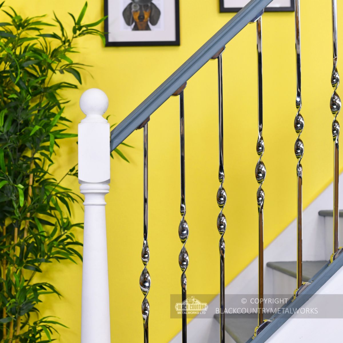 "Alessi" Single Bold Twist Stainless Steel Stair Spindle