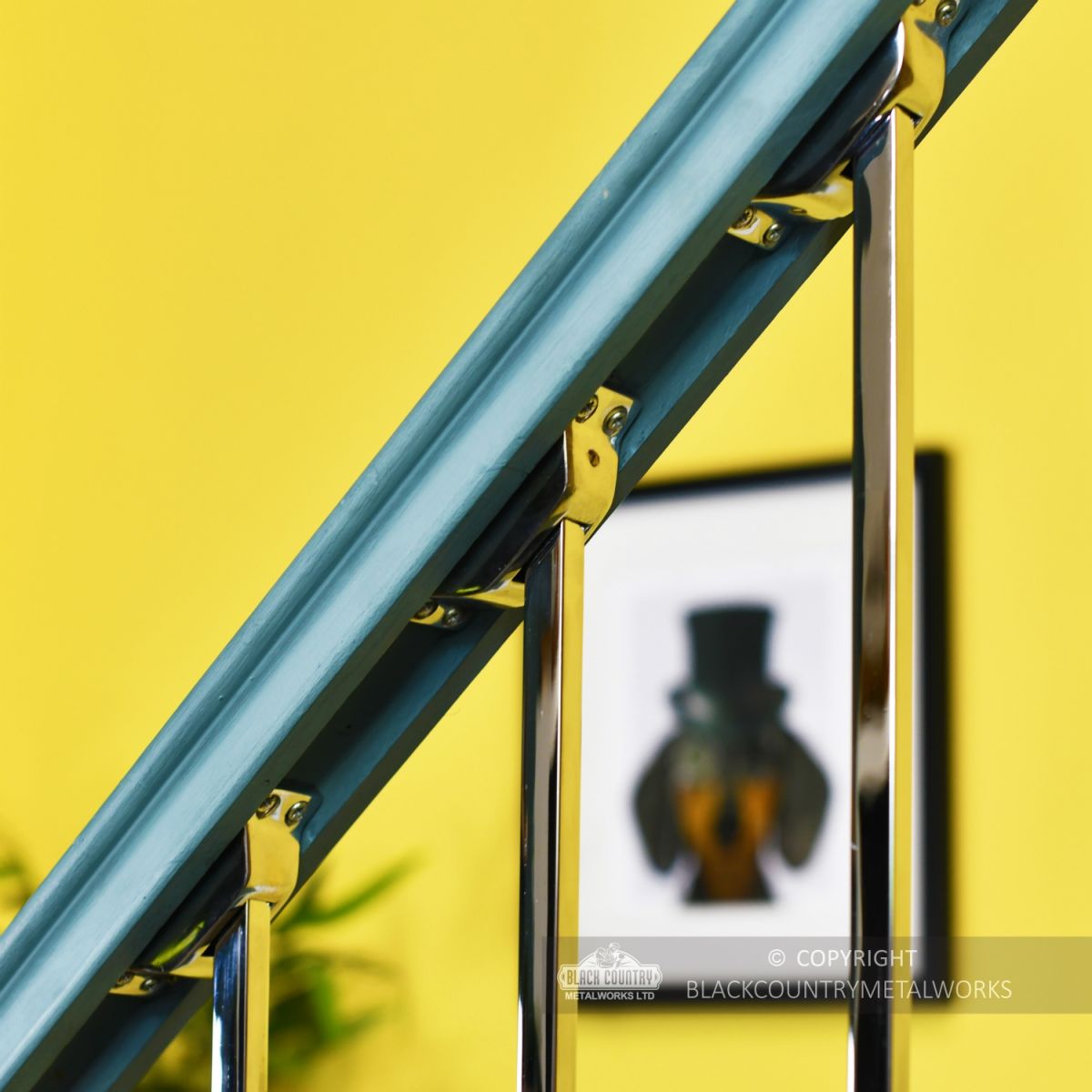 "Alessi" Single Bold Twist Stainless Steel Stair Spindle