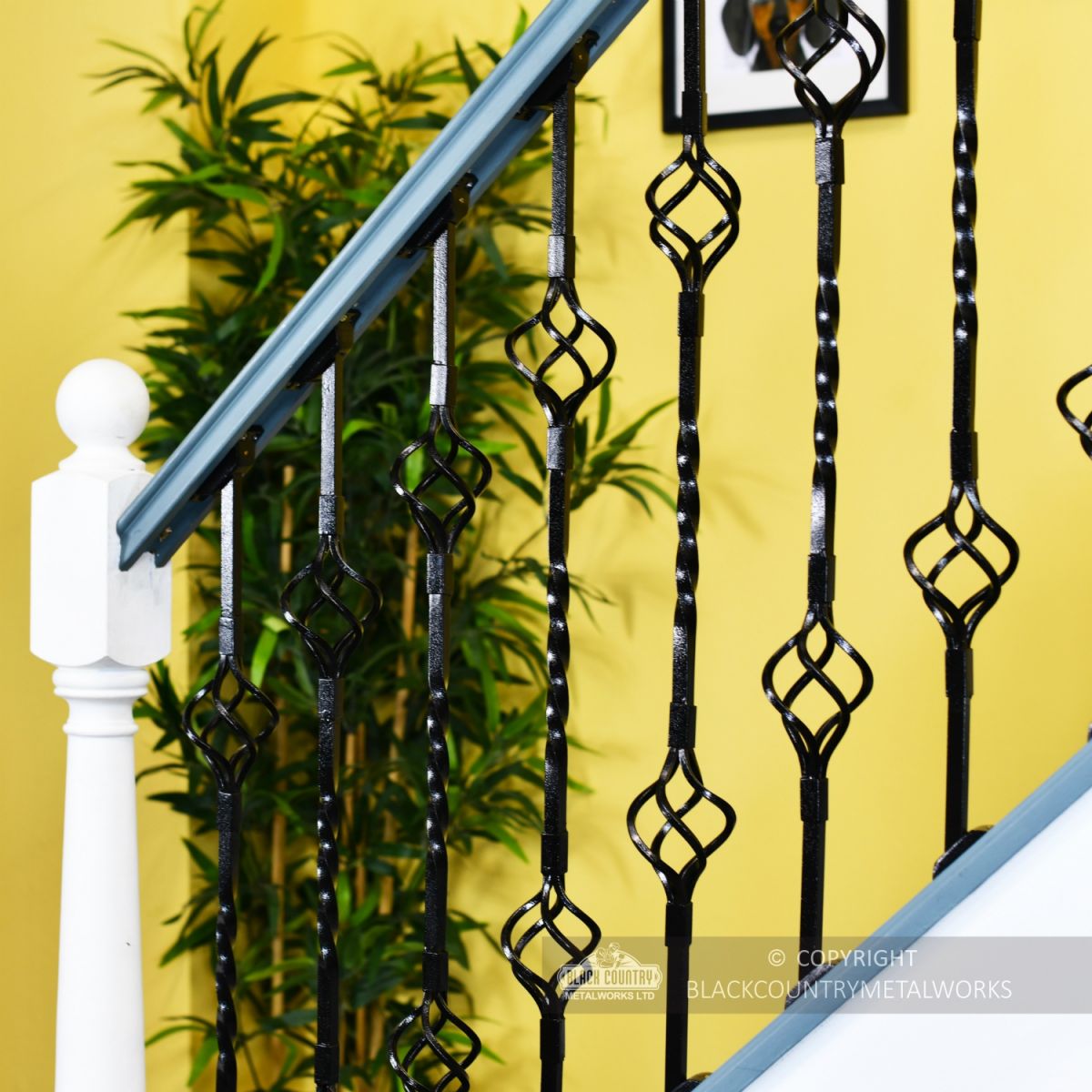 "Cavendish" Double Basket Single Fine Twist Stair Spindle