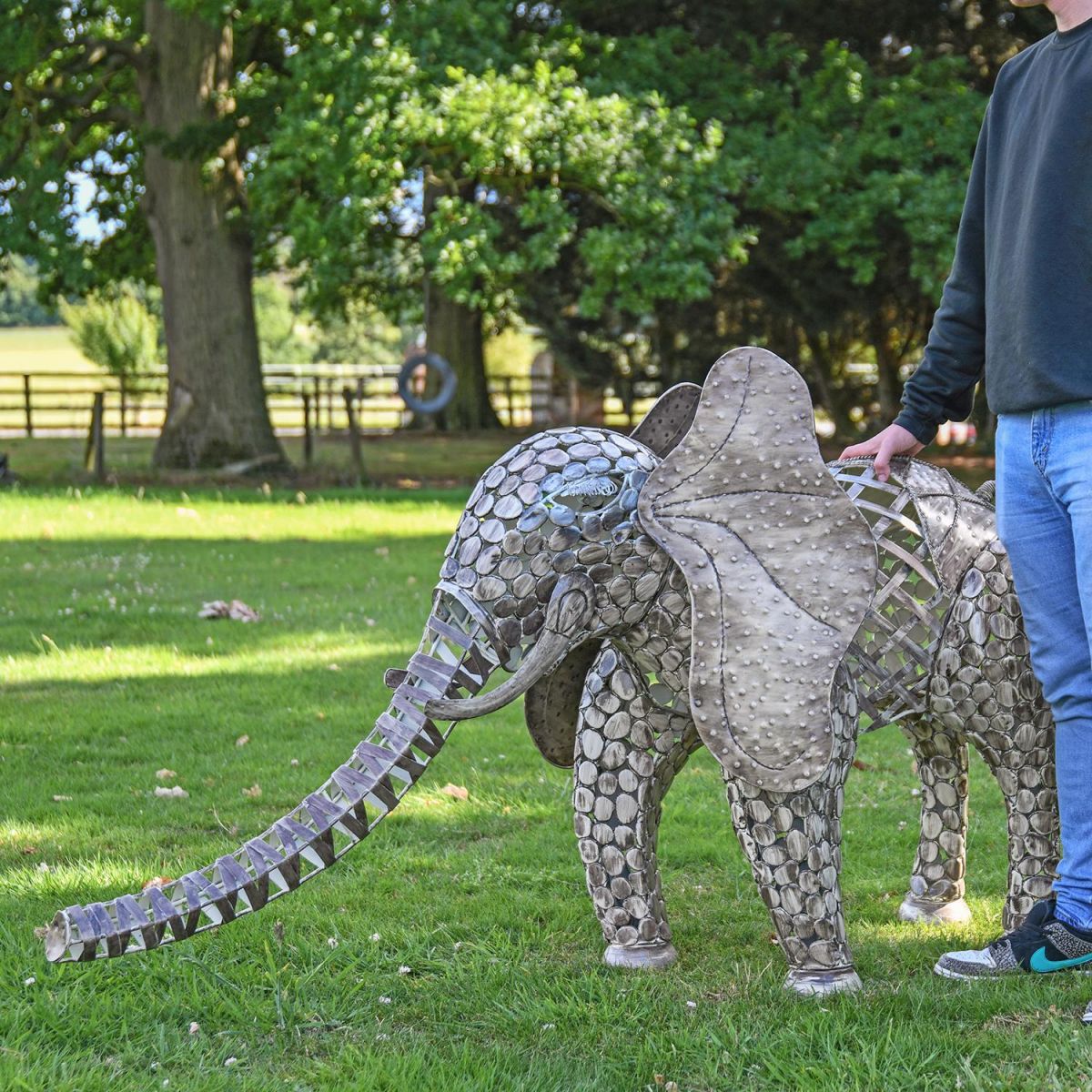 "Sambaku" Bronze Garden Elephant Sculpture to Scale
