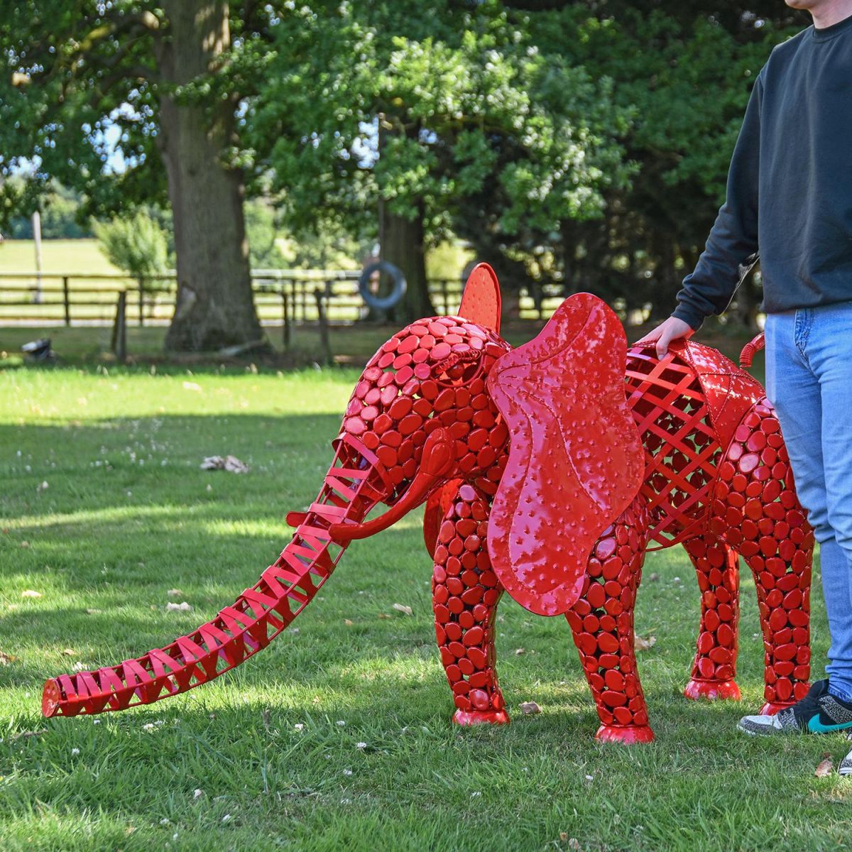 "Sambaku" Red Garden Elephant Sculpture to Scale "Sambaku" Red Garden Elephant Sculpture to Scale