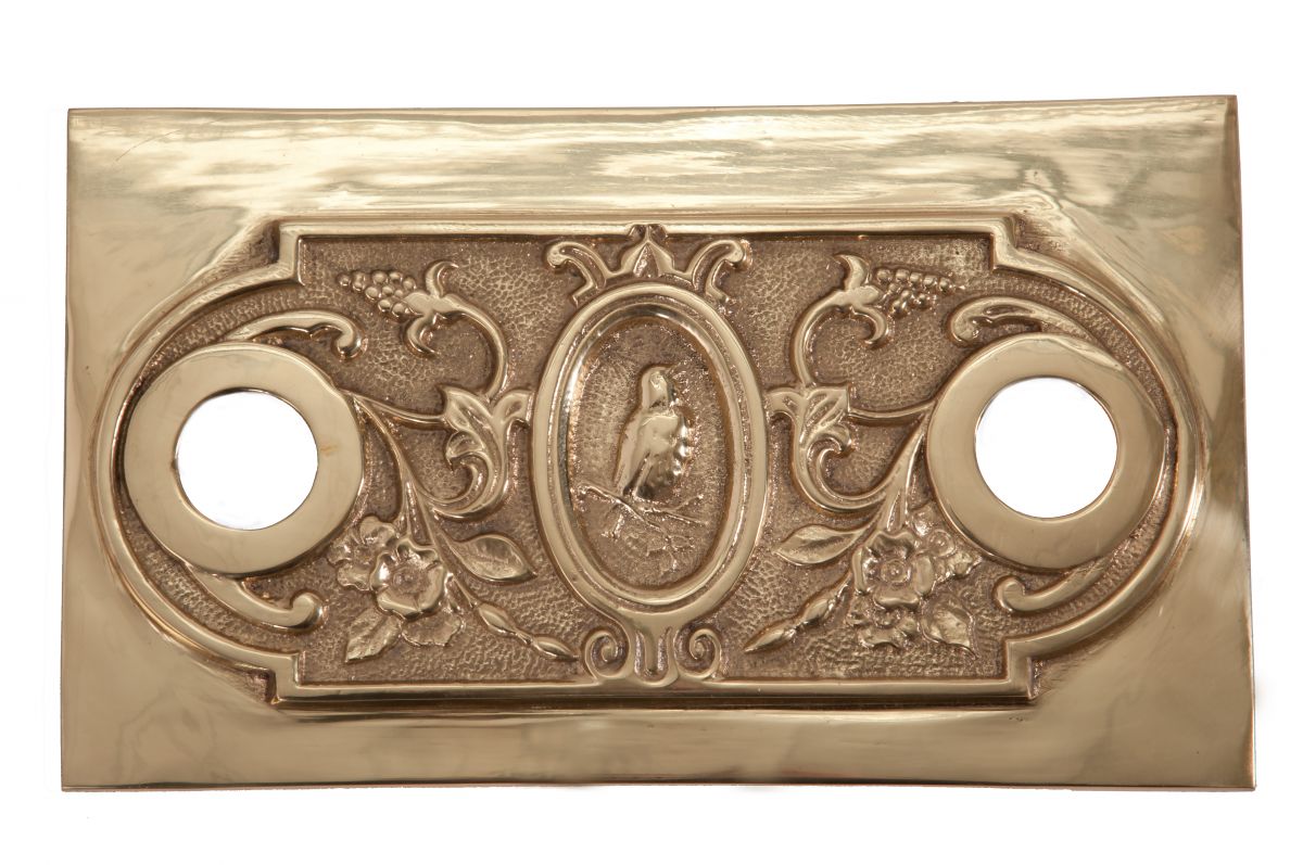 “Samuel Bing” Ornate Tap Surround