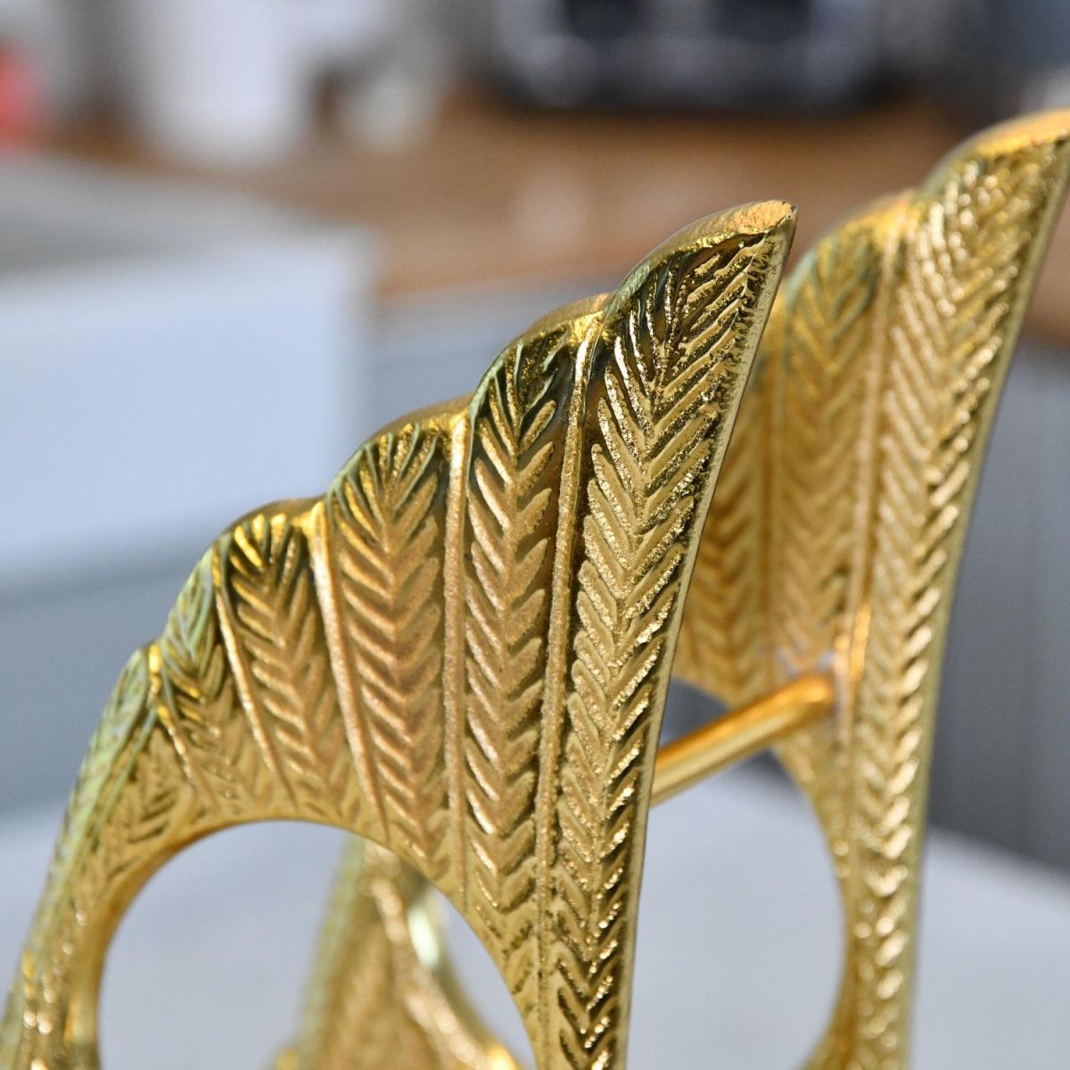 Close up of "Angel Wings" tip with detailing 