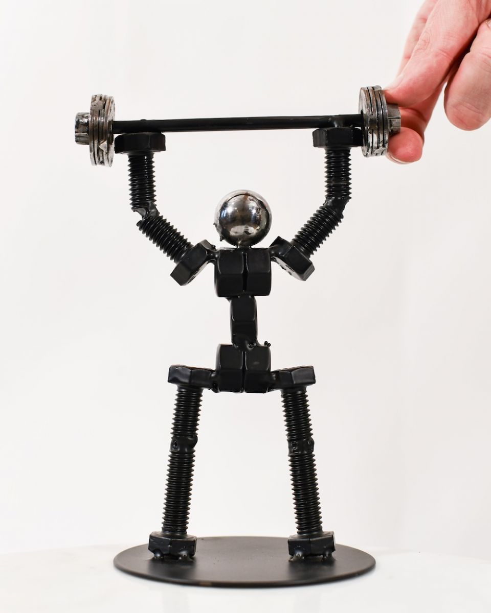 Scale image of scrap metal art sculpture Scale image of scrap metal art sculpture