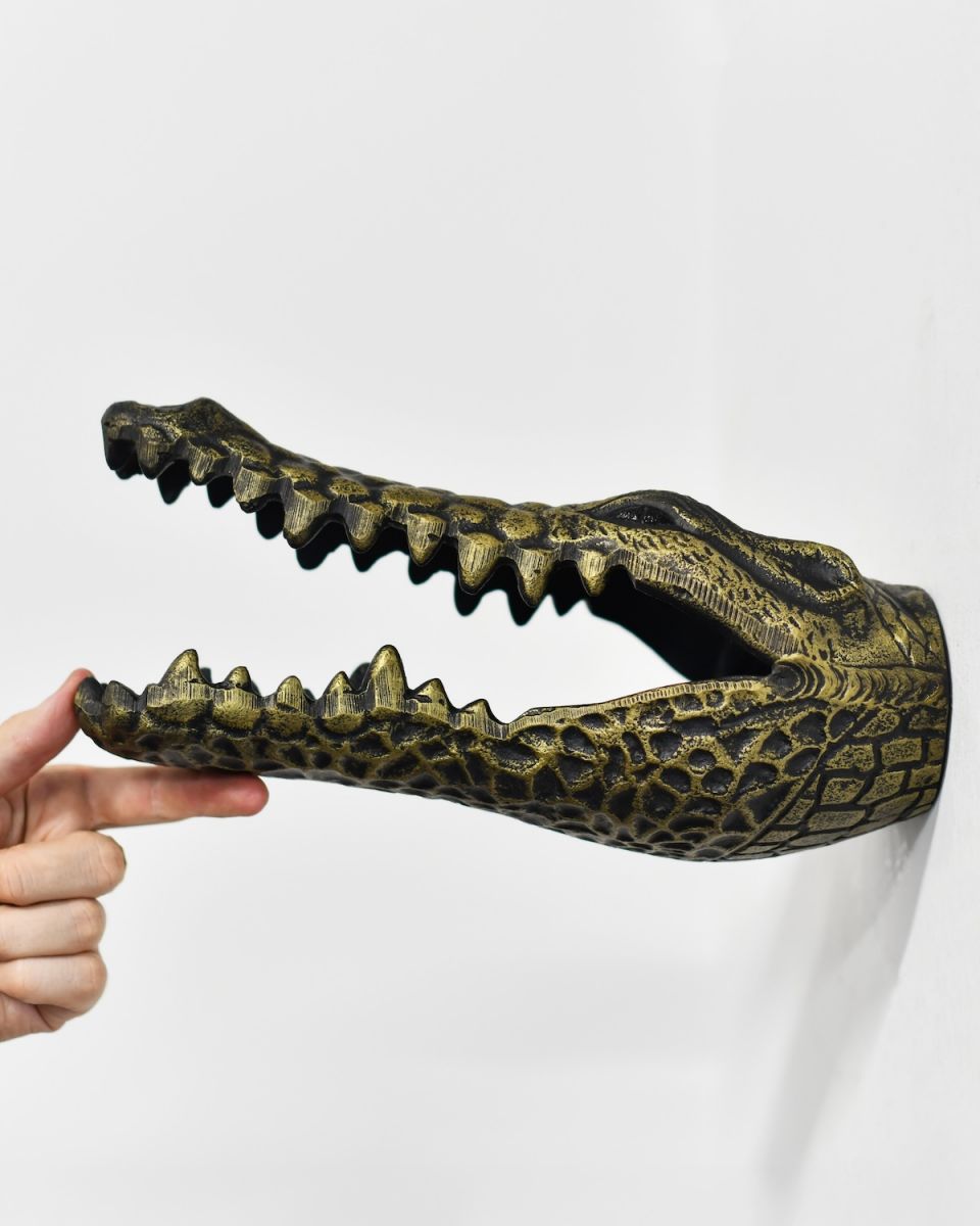 Scale image of Black & Gold Crocodile Wall Bust