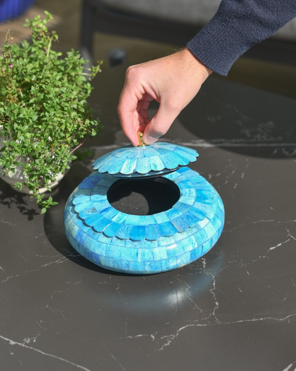 Scale image of decorative keepsake bowl Scale image of decorative keepsake bowl