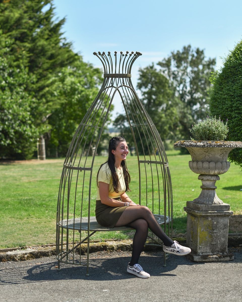 Scale image of garden arbour bench