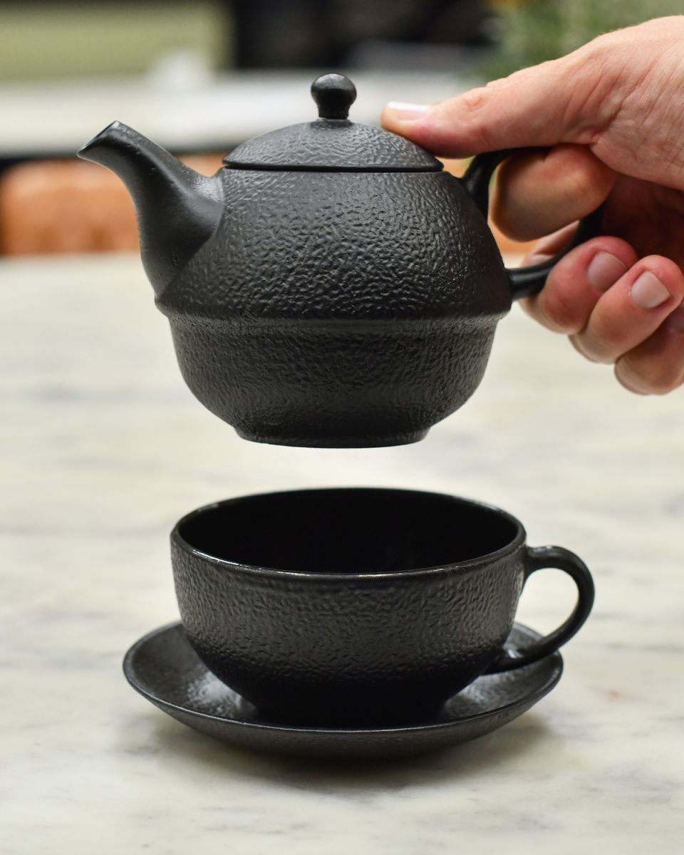 Scale image of Black Cast Iron "Himeji" Tea Set with cup and saucer Scale image of Black Cast Iron "Himeji" Tea Set with cup and saucer