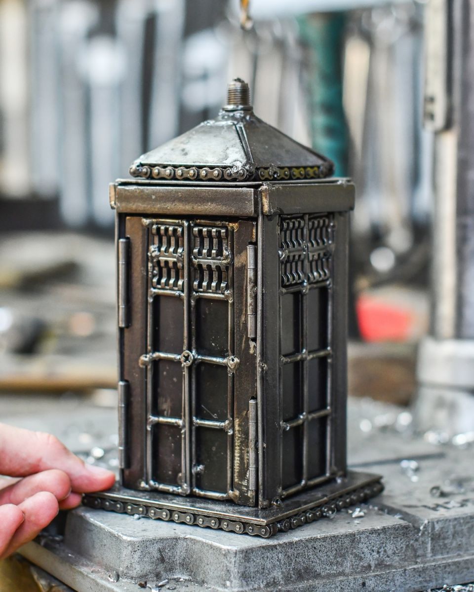 Scale image of Recycled Metal Time Spacecraft Sculpture