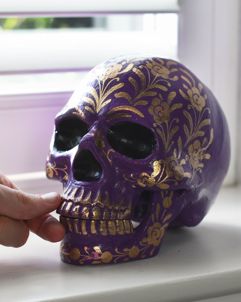 Scale image of floral purple skull Scale image of floral purple skull
