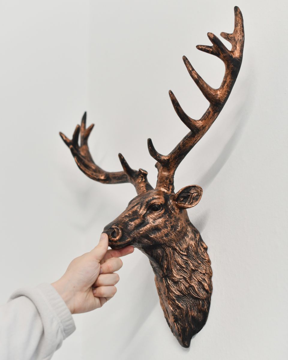 Scale Of The Cast Aluminium Stag Wall Art
