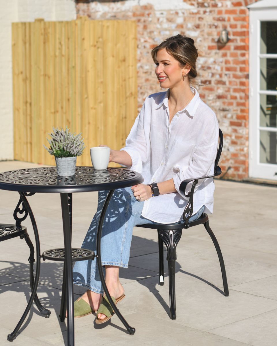 Scale Of The Harlington Garden Furniture Set