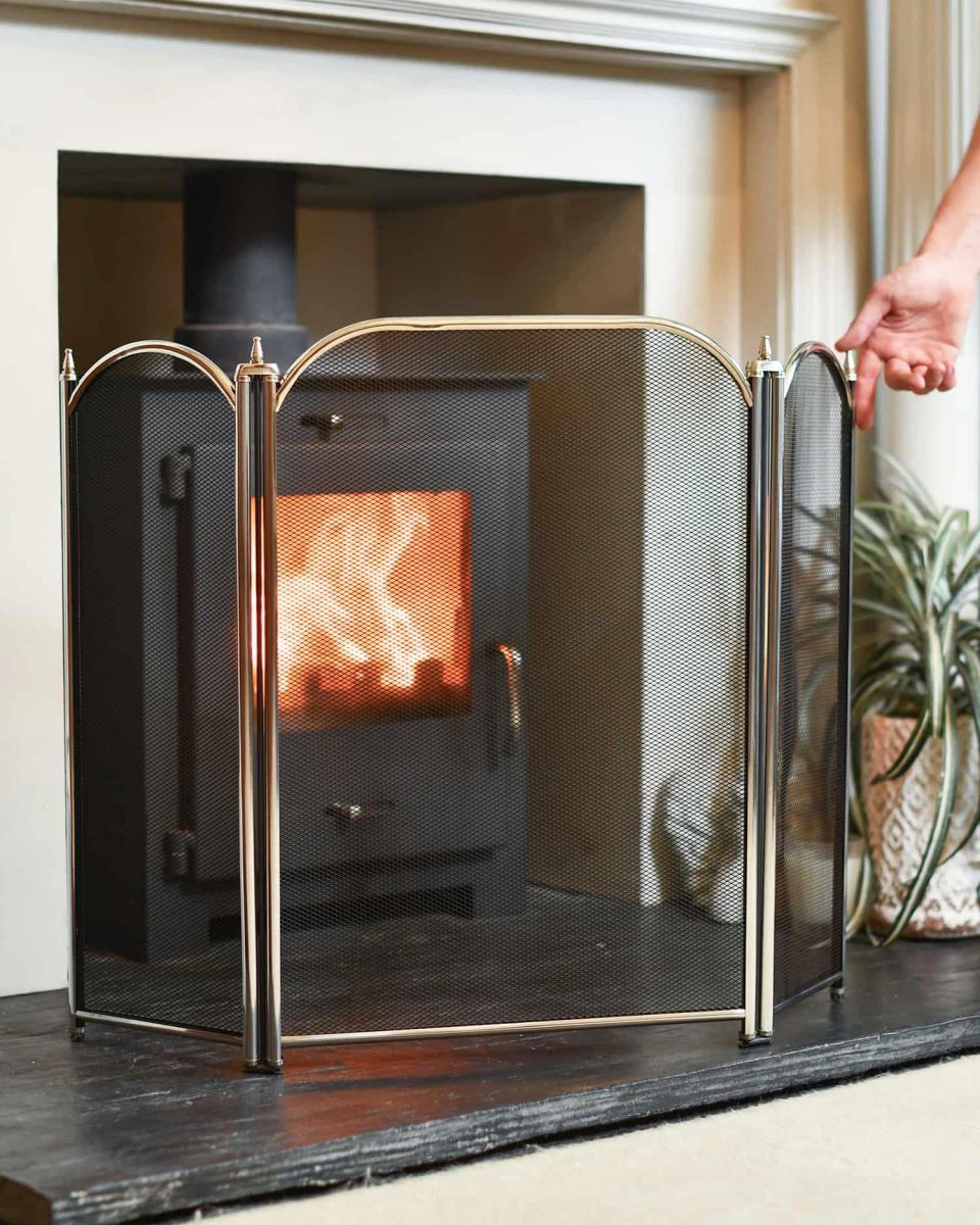 Scale Shot of “Hemlyn” Polished Nickel Fire Guard Scale Shot of “Hemlyn” Polished Nickel Fire Guard