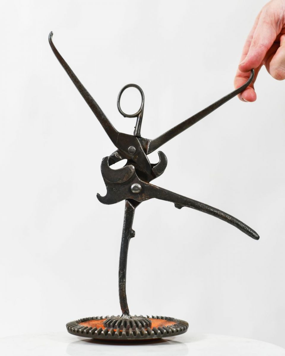 Scale image of Scrap Metal Ballerina Sculpture Scale image of Scrap Metal Ballerina Sculpture