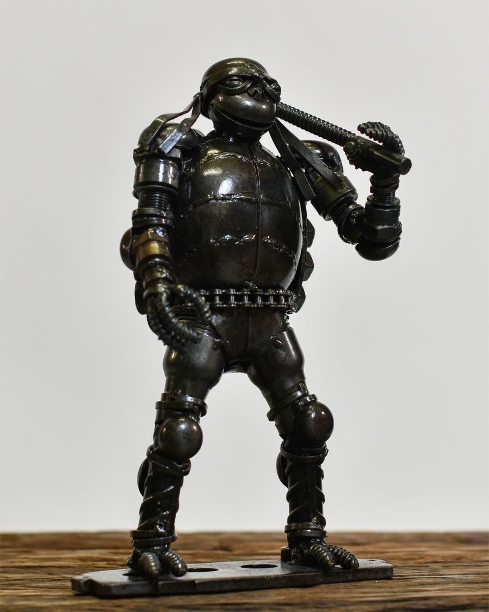 Scrap Metal "Federico" Fighting Turtle Ornament 