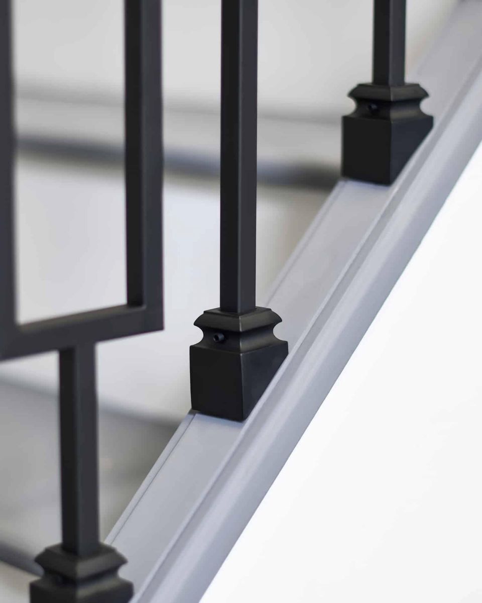 Close-Up of Fixed Rake Brackets
