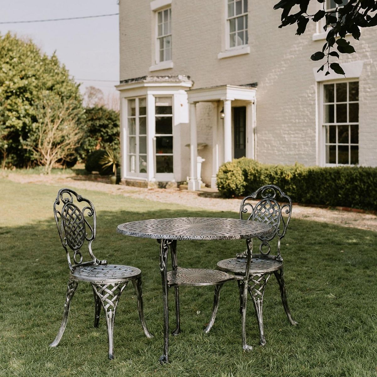 Wentworth Dining Set in Situ  Wentworth Dining Set in Situ