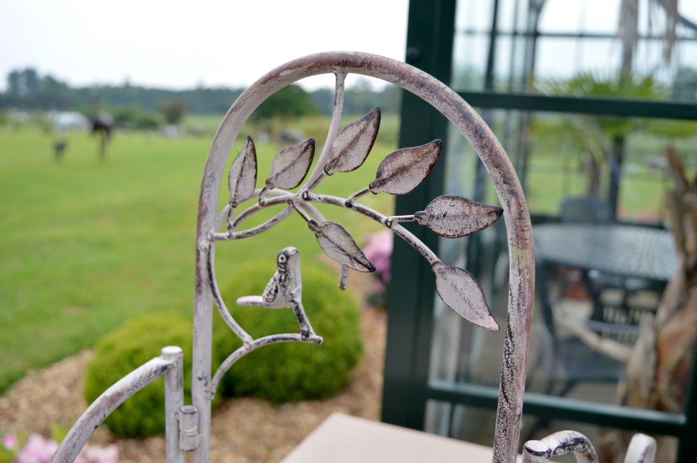 Shabby Chic Aged Cream Plant Stand