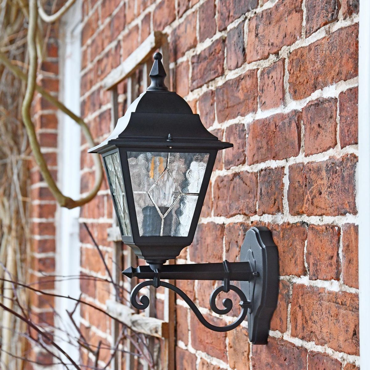 Traditional Bottom Fix Wall Lantern Finished in Black