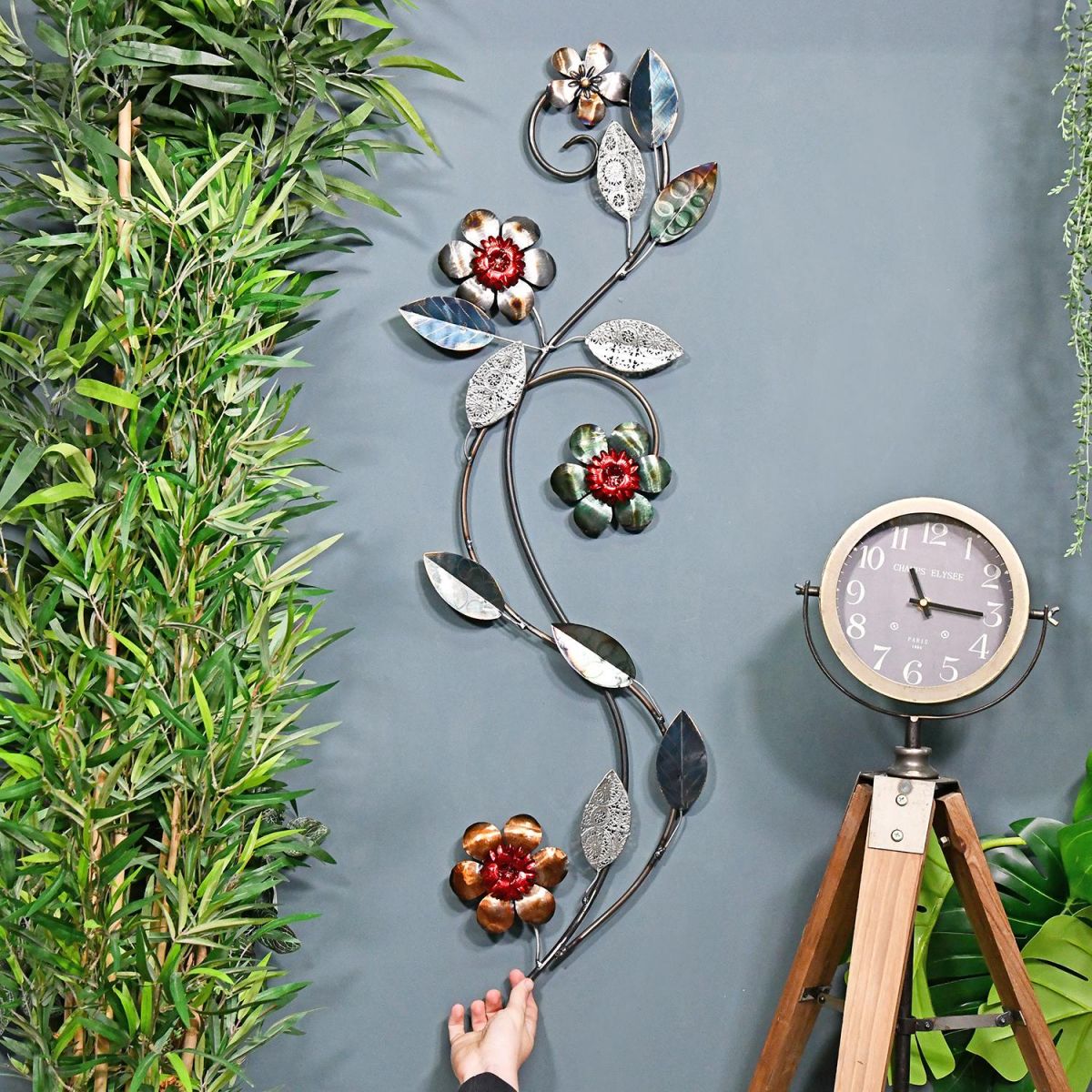 Silver Metallic Flower Wall Art to Scale