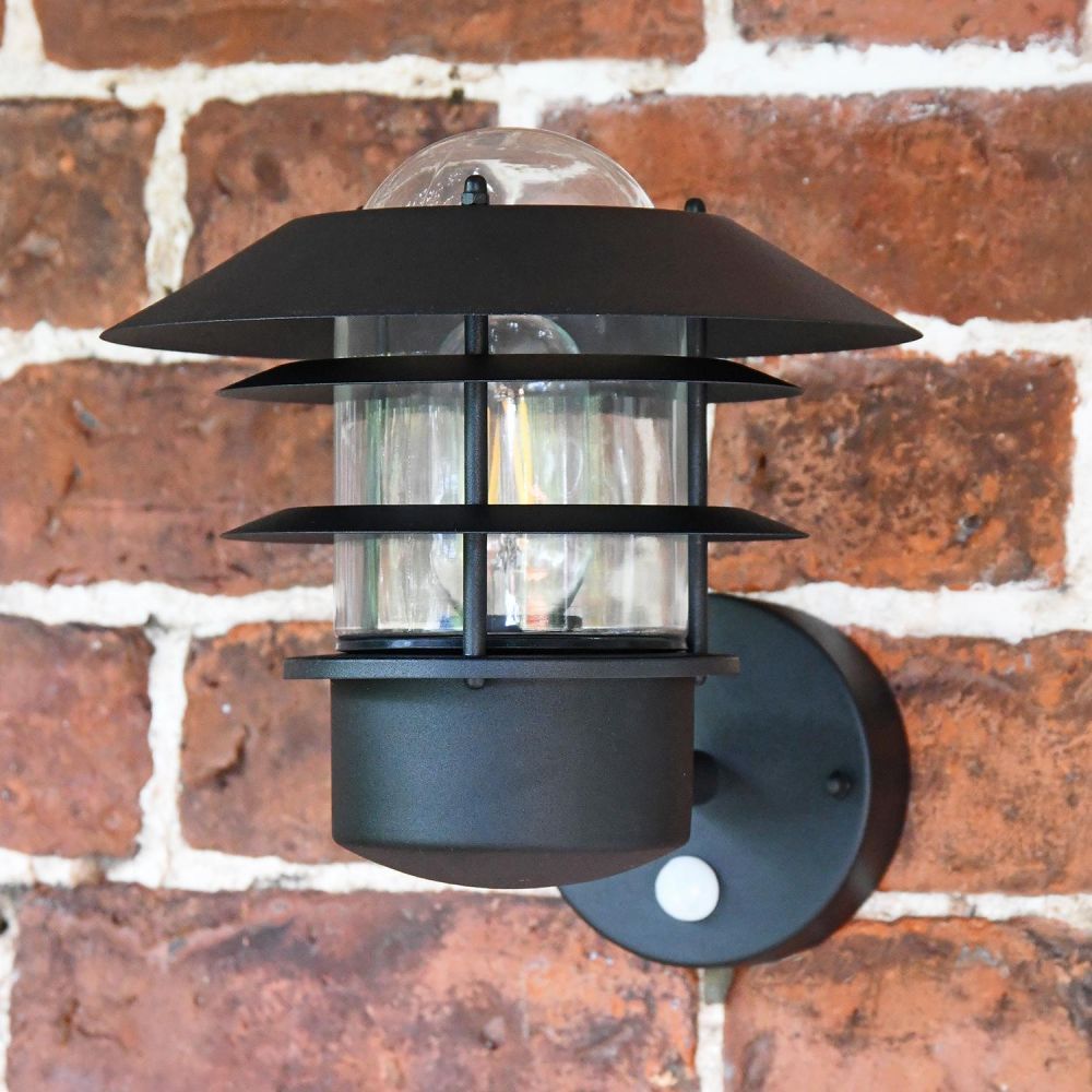 "Skive" Black Contemporary Wall Light with PIR Sensor 