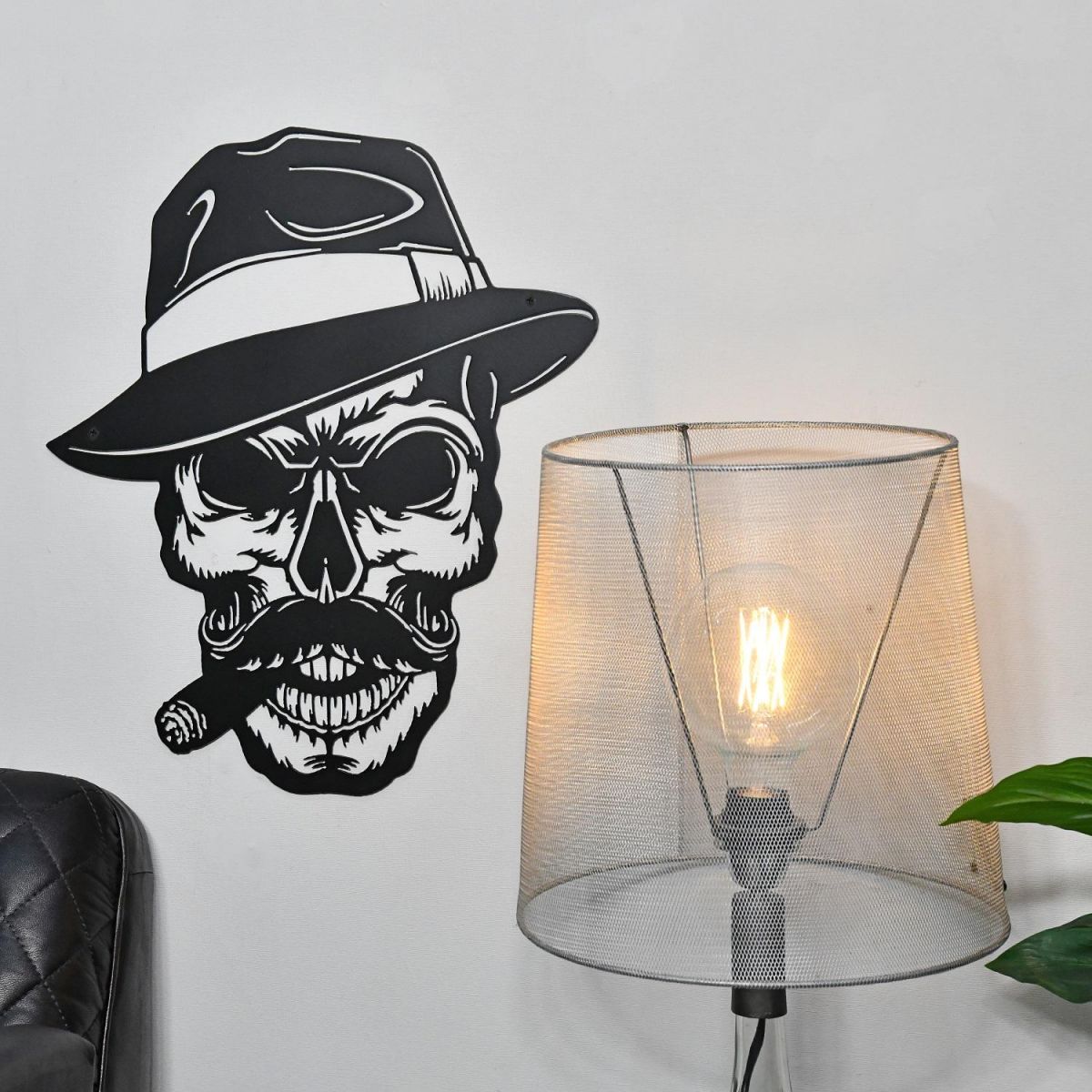 Gangster Skull in Situ