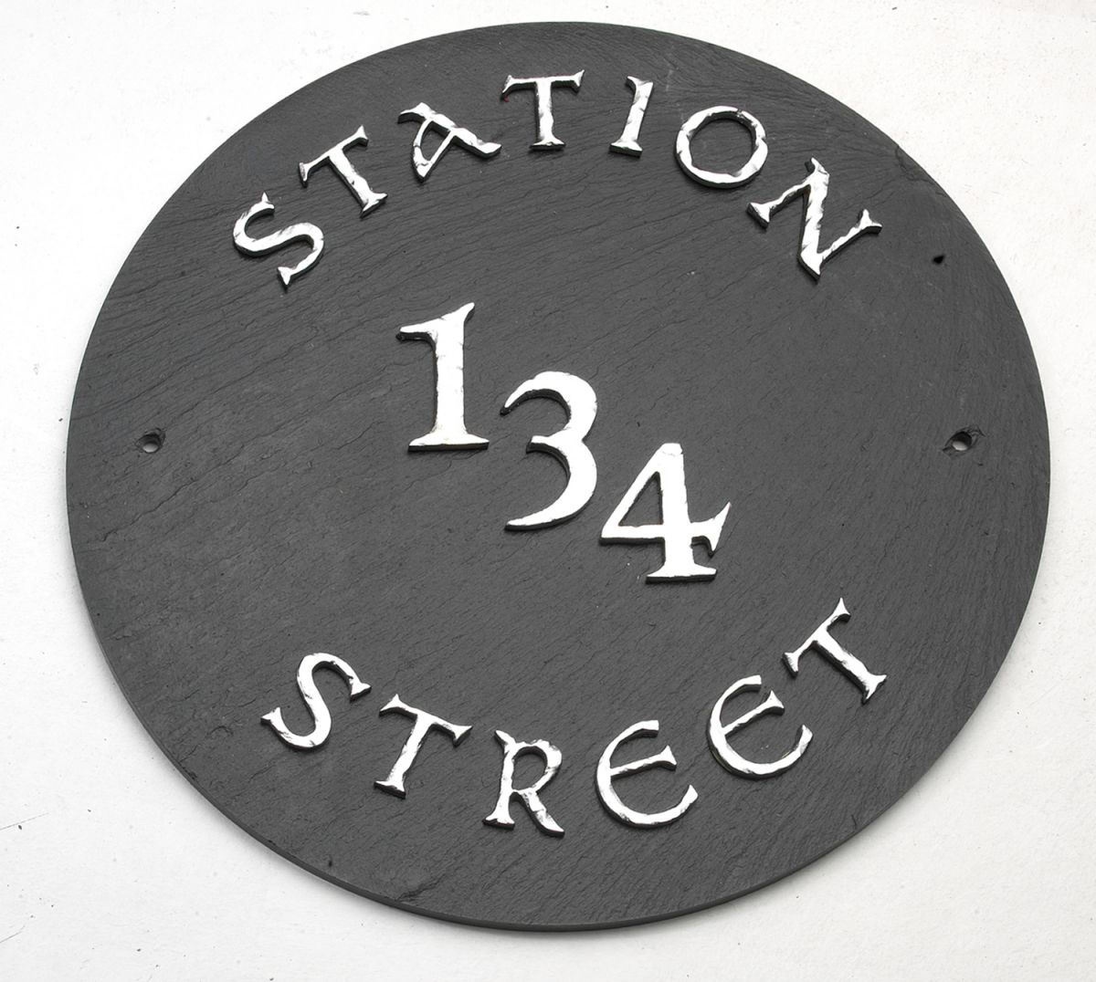 “Round House” Circular Slate House Name Sign “Round House” Circular Slate House Name Sign