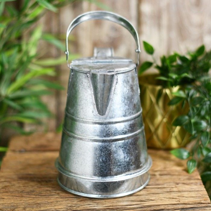Front View of the Galvanised watering Can