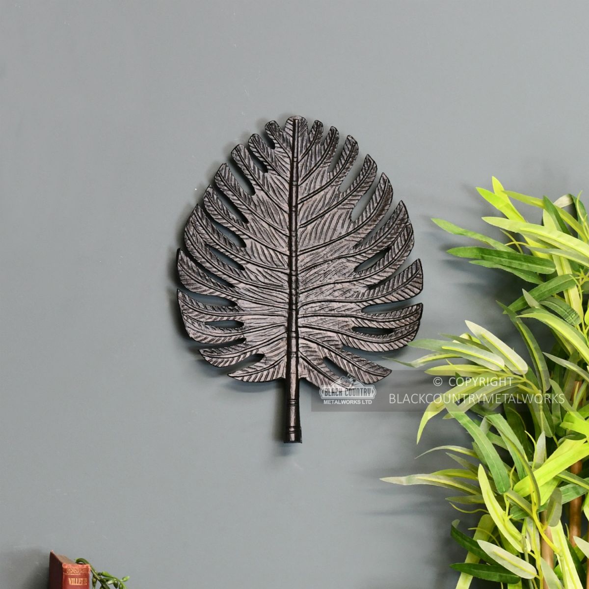 Small Black Palm Leaf Ornamental Wall Art