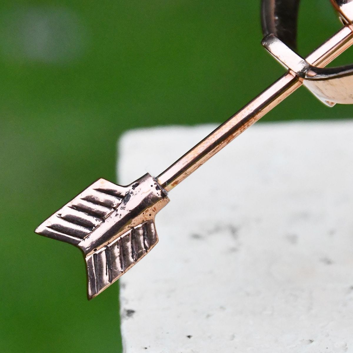 Close up of the Copper Fletch on the Arrow