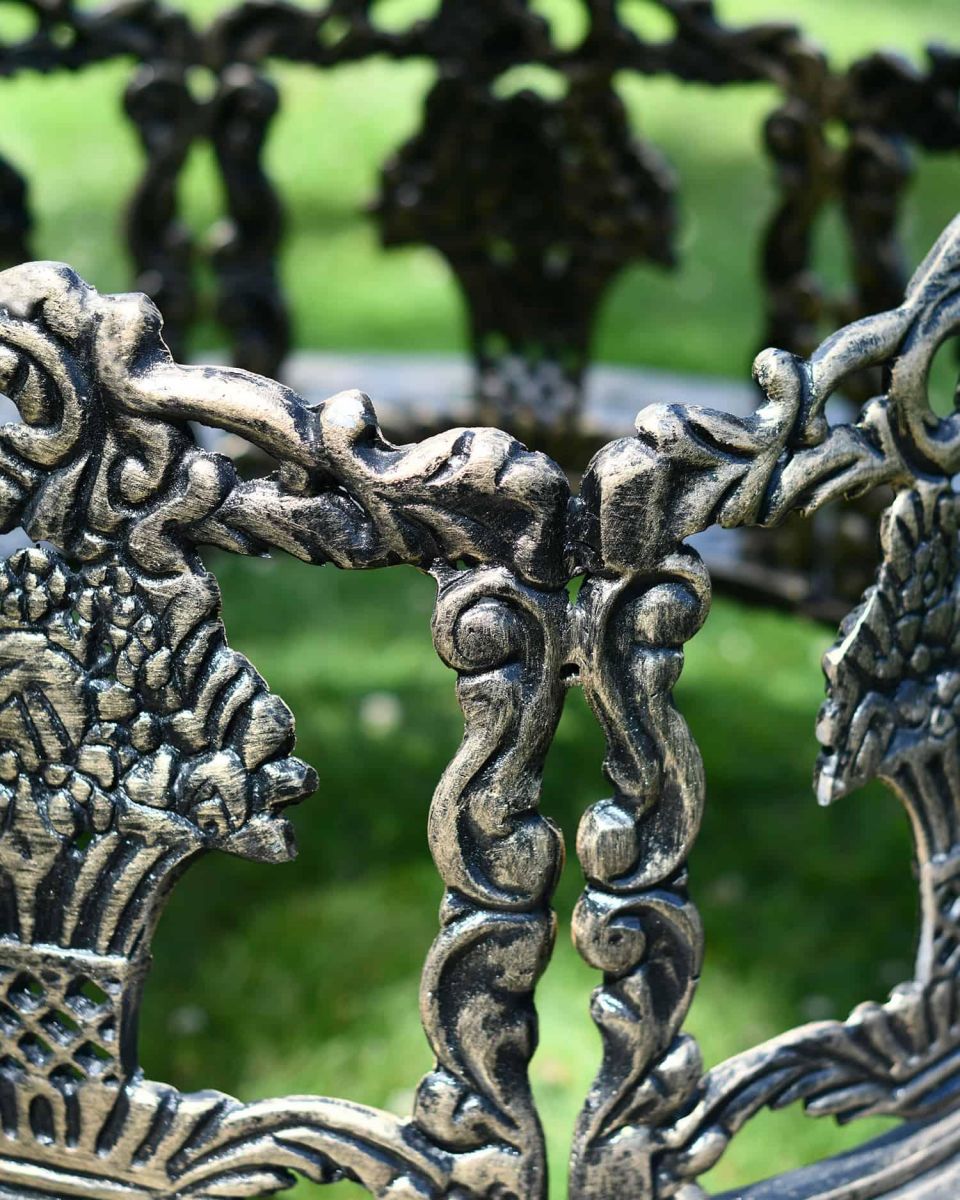 Close-Up of Welded Segments on Solid Antique Gold "Royale" Aluminium Full Tree Guard & Bench