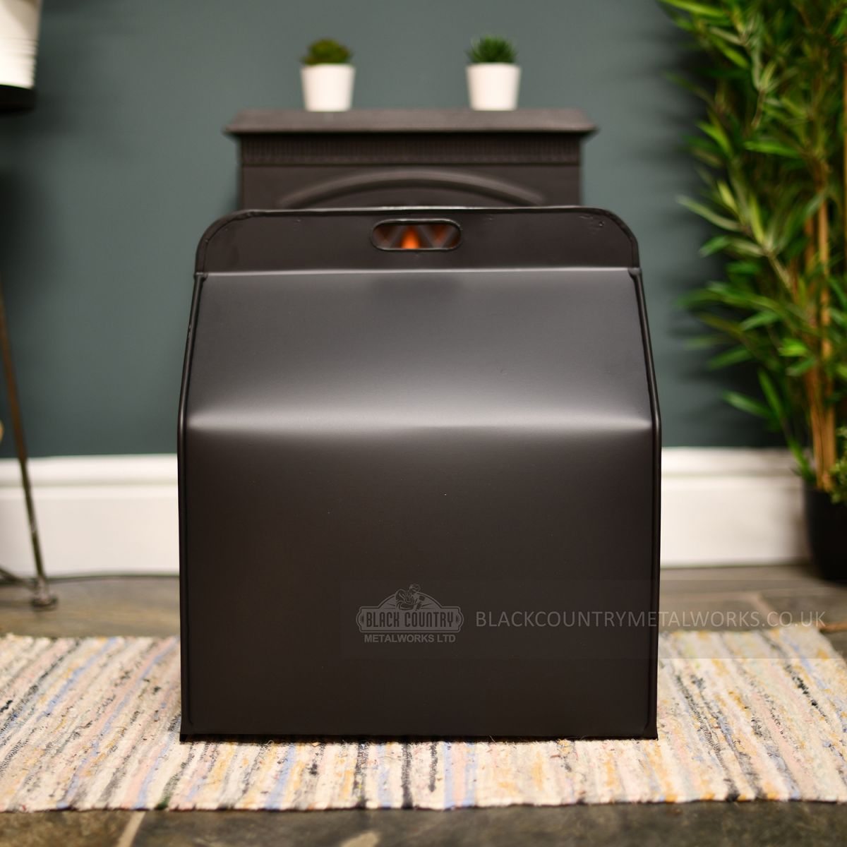 Side View of the "Southmain" Iron Log Carrier