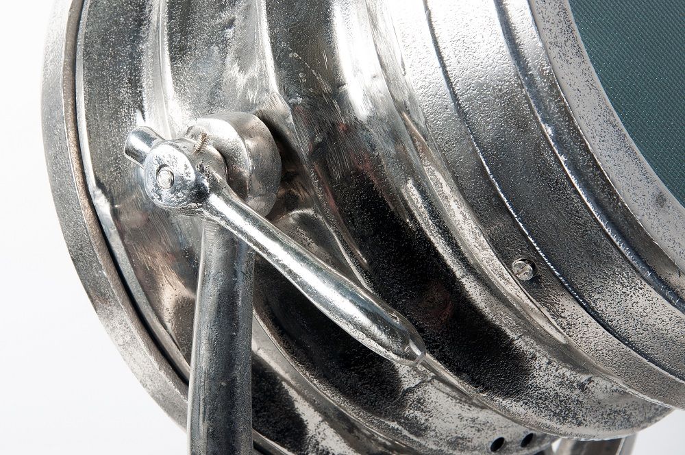 “Laughton Hills” Cast Aluminium Spot Light 