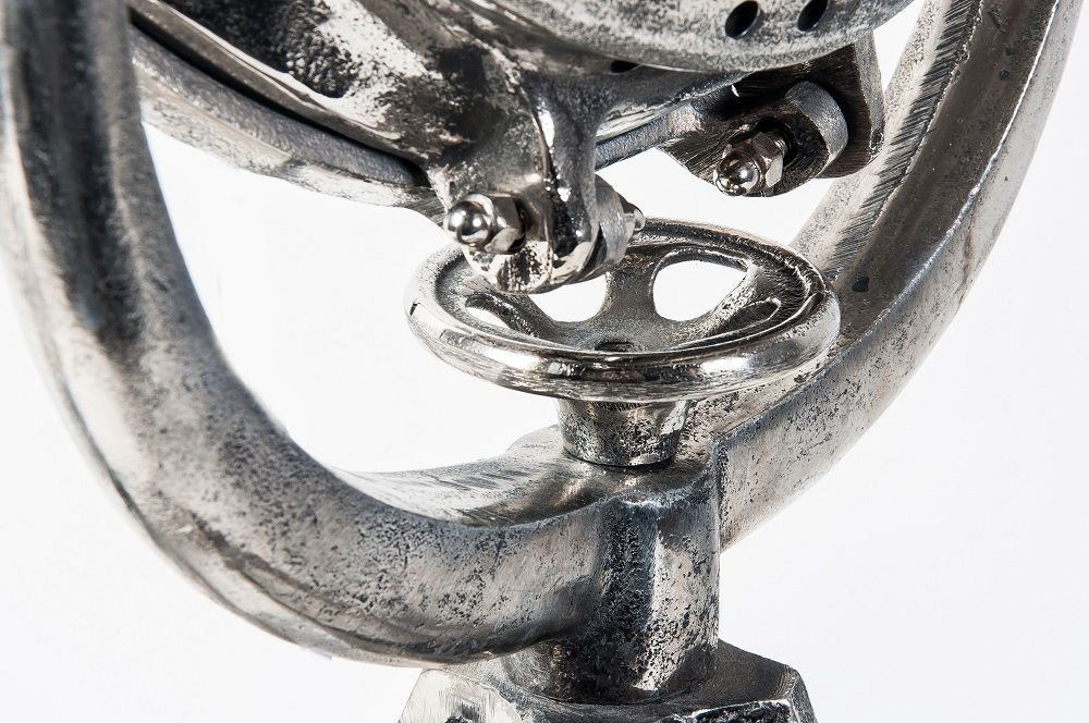 “Laughton Hills” Cast Aluminium Spot Light 