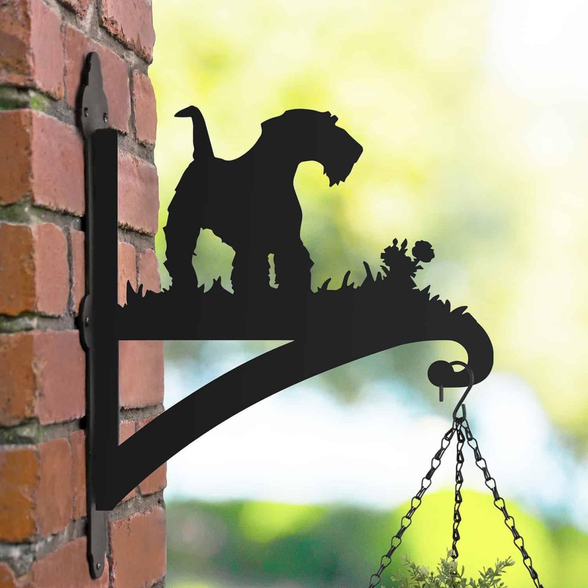 Steel Hanging Basket Bracket with Airedale Terrier Dog Design Steel Hanging Basket Bracket with Airedale Terrier Dog Design