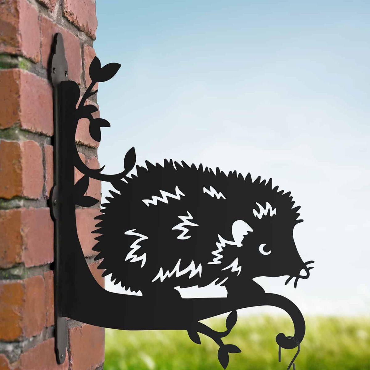 Steel Cartoon Baby Hedgehog Hanging Basket Bracket
