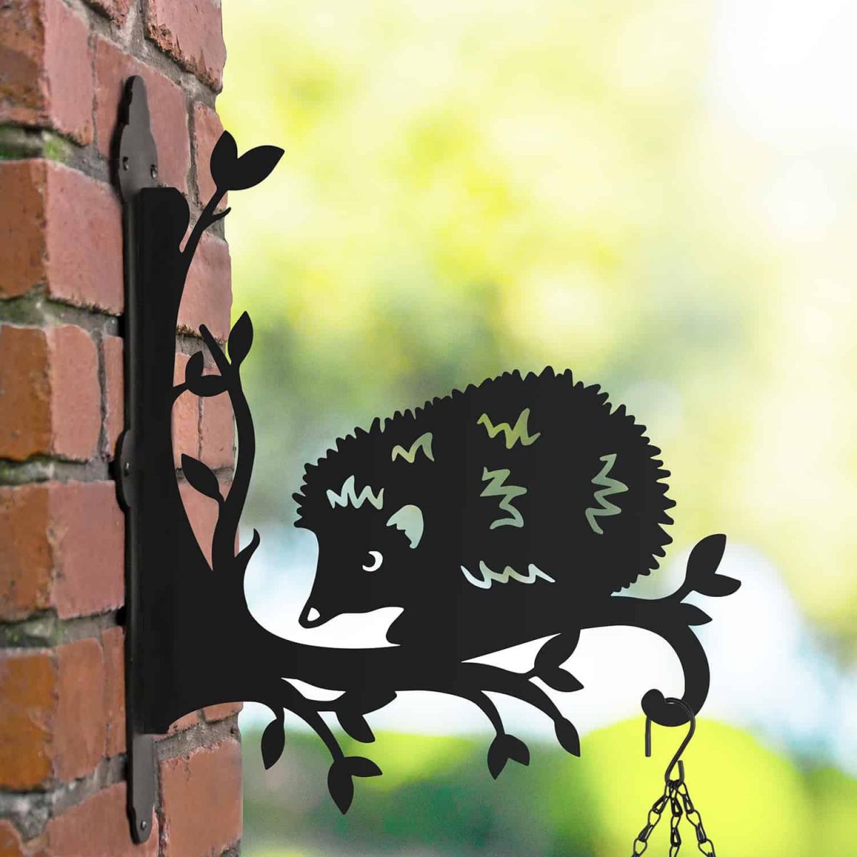 Steel Hanging Basket Bracket with Cartoon Shy Hedgehog Motif